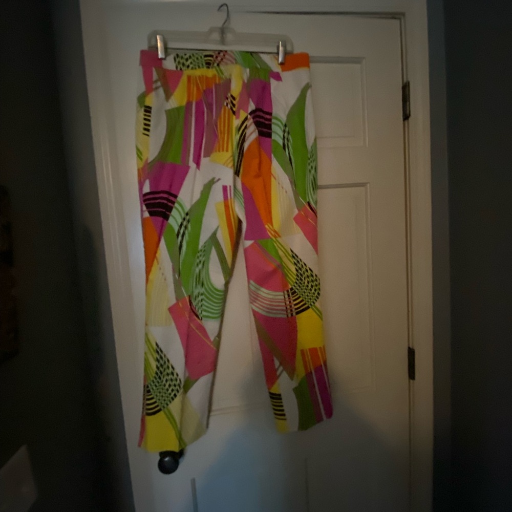 Dana Buchman cropped pant!